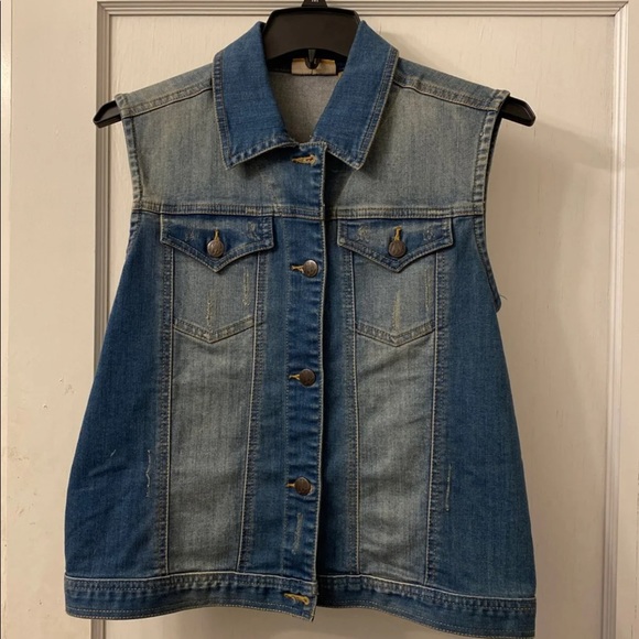 Wrangler Denim Vest NWT - Picture 2 of 5